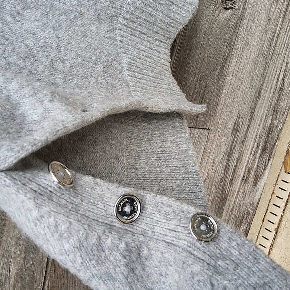 MICHAEL Michael Kors Grey Turtleneck Sweater Size XL - Picture 8 of 9